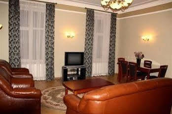 Oid Town Apartments Lviv Exteriör bild
